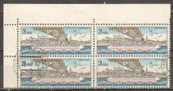 2551 čtyřblok ● - 1982